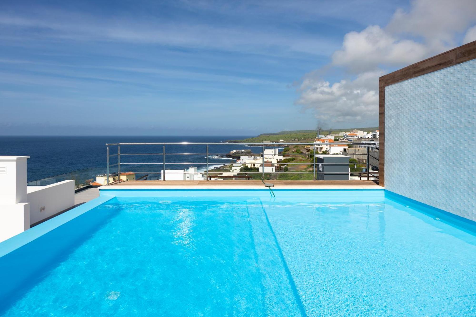 3 Bdr Aprt, Amazing Seaview, Rooftop Pool - Lcgr Прая Екстериор снимка